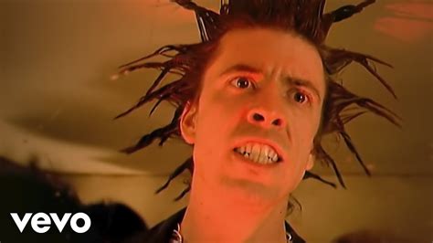 202 828 554 просмотра • 2 окт. Foo Fighters - Everlong (Official Music Video) - YouTube