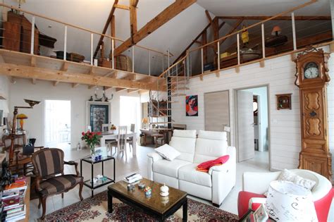 Cruising guide on the port / marina of port neuf (la rochelle). Vente maison La rochelle Port neuf, 110m² 3 pièces