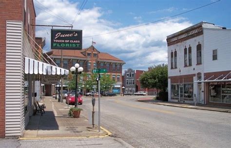 Here Are The 10 Most Beautiful Charming Small Towns In Kentucky