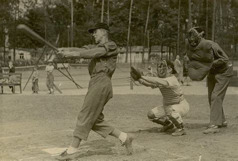 Lot Vintage Rare Old Baseball Photo Game