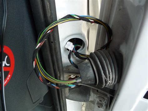 Wire markings play a significant role in minimizing labor throughout the assembly process. Modify your Winnebago View/Itasca Navion to sense the state of the house door