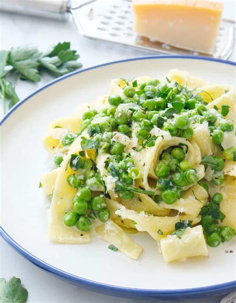 Pappardelle Pasta With Peas The Clever Meal