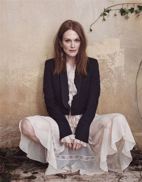 Smile Julianne Moore In The Edit Magazine May 5th 2016 By Sebastian Kim