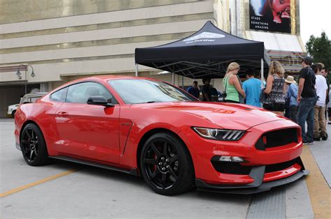 2016 Shelby Gt350r In Red Autos