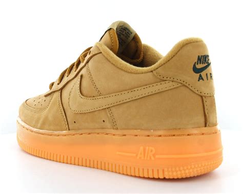 Find the best selection of nike beige air force 1 sage low sneakers. Nike Air Force 1 Winter Prm Gs Beige-Flax