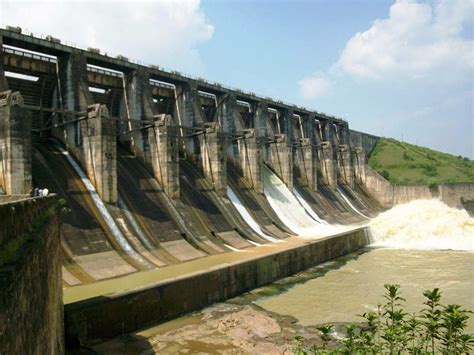 Bokaro Tenughat Dam Releases Water For Monsoon Telegraph India