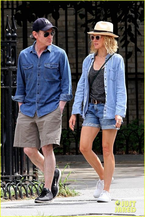 Naomi Watts Billy Crudup Hit The Streets For Bike Ride In NYC Photo Billy Crudup