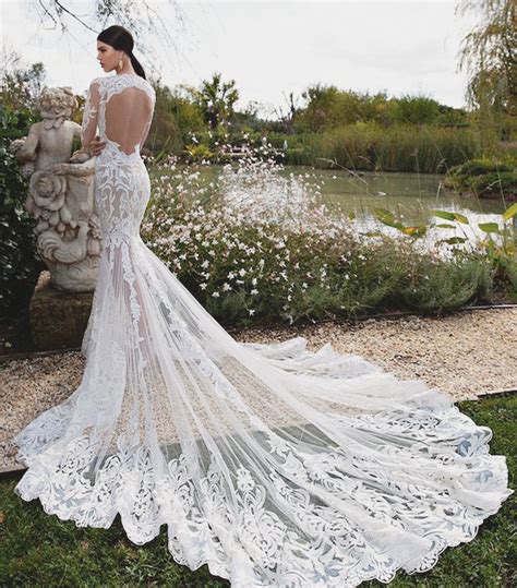 30 Beautiful Wedding Dresses With Impressive Trains Praise Wedding