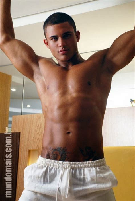 Daily Bodybuilding Motivation Hot Model Diego Lauzen