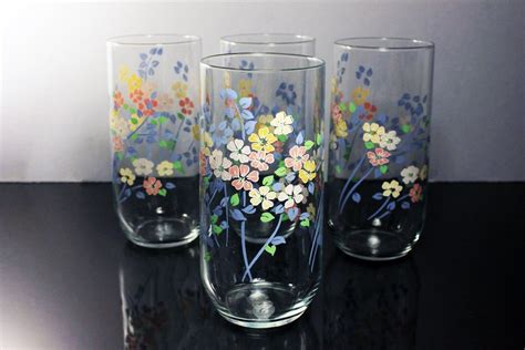 everyday drinking glasses 12 ounce pink blue green floral pattern set of 4 tumblers