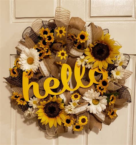 22 inch Sunflower wreath with Wooden Hello Sign | Etsy | Sunflower ...