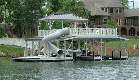 Heres A Cool Boat Dock With A Tunnel Slide Lakelife Lakefront