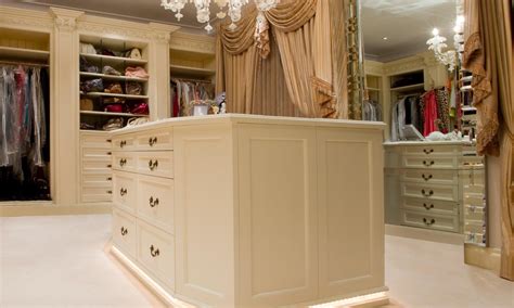 Luxury Walk In Wardrobes For London Beautiful And Luxurious