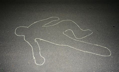 Chalk Outline Premium Photos Pictures And Images By Istock