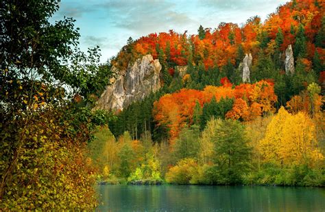 Autumn Mountain Desktop Wallpaper 08237 Baltana