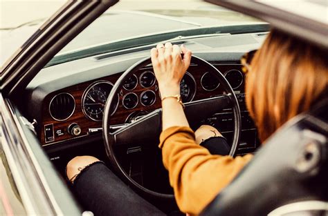 8 reasons why girls want to drive autodeal