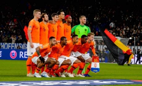 Ook opmerkelijk is de keuze van enrique om slechts 24 spelers te selecteren, waar er 26 zijn toegestaan. Nederlands elftal op het EK 2020 | Speelschema ...