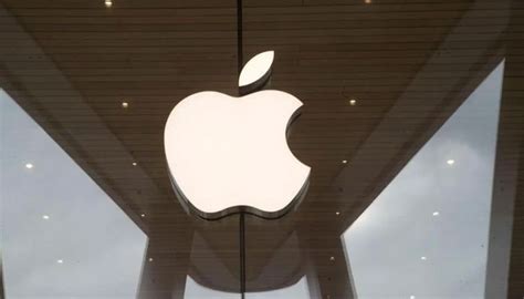 Apple Slams Eu As Epic Court Battle Over Tax Bill Begins