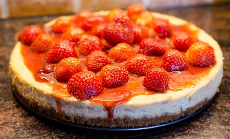 Homemade Strawberry Cheesecake Easy Recipes