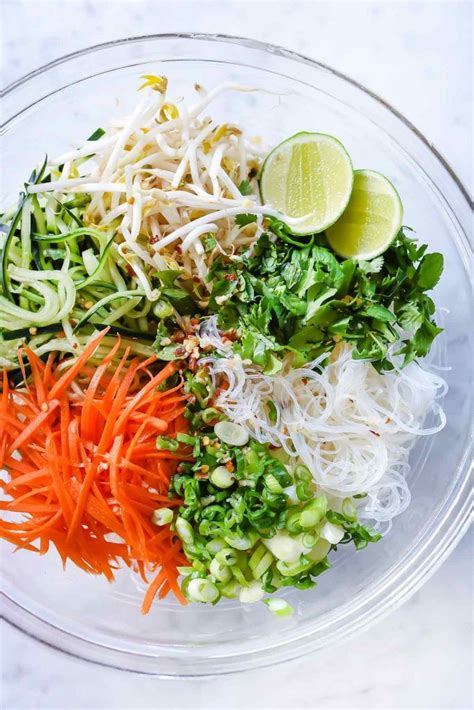 Fresh And Easy Vietnamese Noodle Salad Vietnamese Noodle Salad Vermicelli