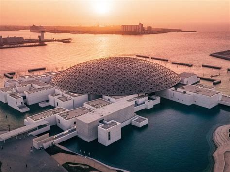 16 Abu Dhabi Landmarks And Iconic Buildings Time Out Abu Dhabi