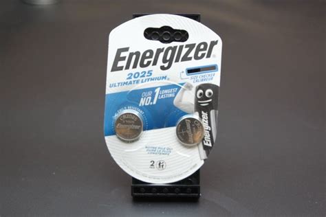 2 Knopfzellen Energizer Typ CR 2025 07 2029 Kaufen Auf Ricardo