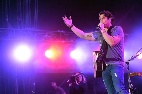 Joe Nichols Retraces His Steps Back To His Roots In Home Run
