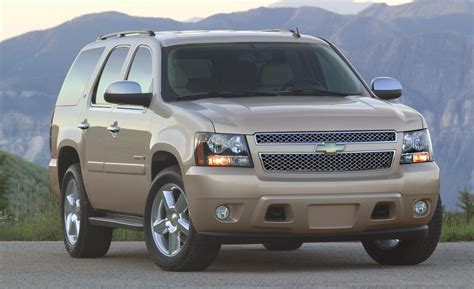 Chevrolet Tahoe Turns 25 Best Selling Full Size Suv In The 55 Off