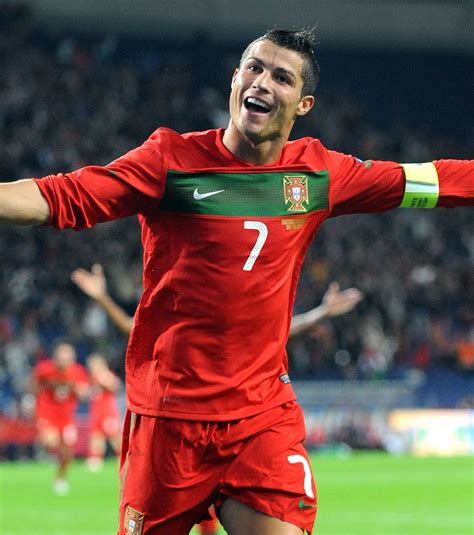 But De Ronaldo Avec Le Portugal - Portugal: Cristiano Ronaldo fait taire les supporteurs de Chypre