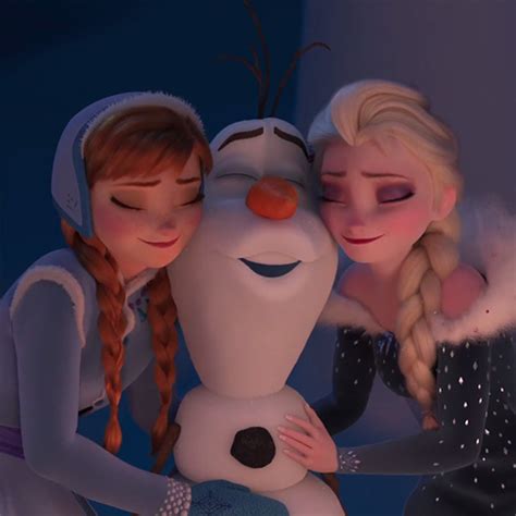 Watch The First Trailer For Olafs Frozen Adventure