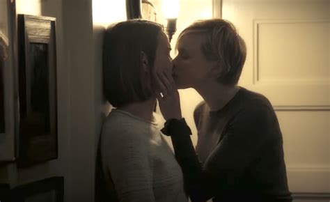 Sarah Paulson And Allison Pill Share A Kiss In New ‘ahs Cult‘ Trailer Kitschmix
