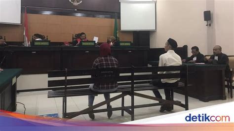 Ipin Dan Istri Teman Yang Diselingkuhi Divonis 5 7 Bulan Penjara Gegara Zina