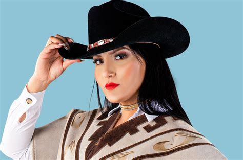 Latin Artist On The Rise How Lili Zetina Went From Singing To Sheep At