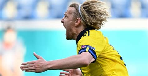 Professional player of rb leipzig and the sweden national football team. Zweden legt Slowakije in povere wedstrijd door benutte ...