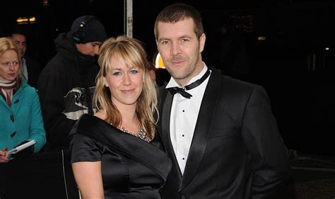 Rhod Gilbert S Wife Sian Harries Headed To Aande Amid Comic S Stage Four Cancer Battle Celebrity