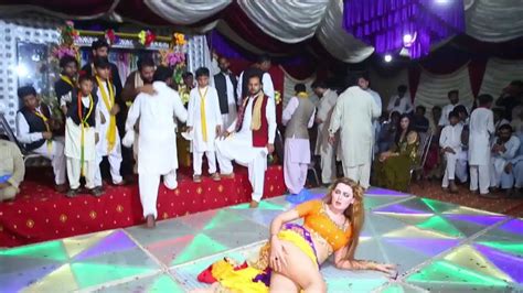 pakistani hot mujra dance at wedding party local mujra dance sexy mujra youtube