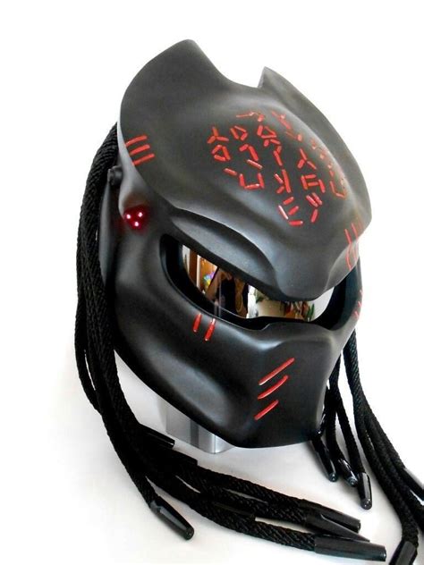 They reduce the risk of head injury by 69% and the risk of death by 42%. Predator Motorcycle Helmet in Black with Red Alien ...