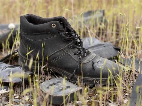 Kako se znebiti neprijetnega vonja čevljev DIY prašek za čevlje