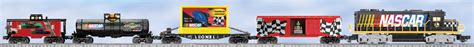 Ich habe noch ein wenig gewartet, da jeff gordon ja mit dem in. Nascar Ready-to-Run Train Set (Conv. GP38)