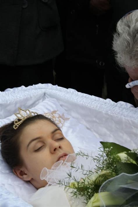 Celebrities who passed right in front of their fans. Image result for images of dead woman inside a casket | Dead bride, Flower girl dresses, Funeral