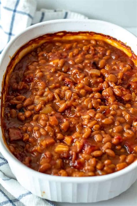 Easy Baked Beans With Bacon And Brown Sugar The Hungry Bluebird