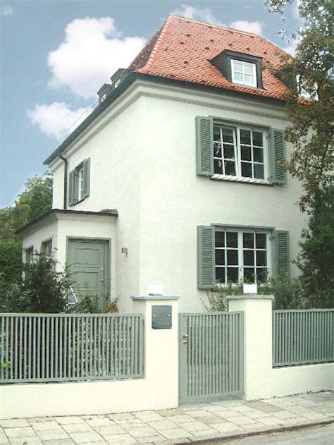 We address the research questions by means of different quantitative and qualitative methods. Die perfekte Farbpalette für die Hausfassade | Fassade ...