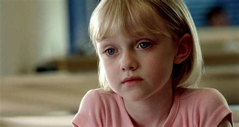 Tribeca Why Dakota Fanning Doesnt Consider Herself A ‘famous Person