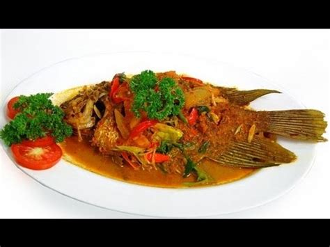 Here is how you cook that. Masak Ikan Gurame Asem Manis Pedas - YouTube