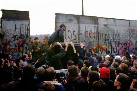 Robvogt80s Remebering The Fall Of The Berlin Wall