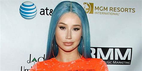 Iggy Azalea Admits She Thinks Cultural Appropriation Is Subjective