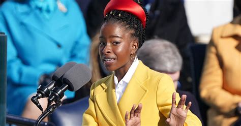 .amanda gorman takes a private jet home to la after her stirring recital at joe biden's inauguration gorman, 22, flew back home from dc to california with her mother on thursday she returns boasting 1.3m twitter followers and admirers including the obamas Inauguration poet Amanda Gorman makes striking statement ...