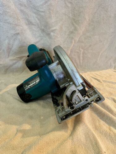 Makita Bss611z 18v Cordless Lxt Lithium Ion 6 12 In Circular Saw For