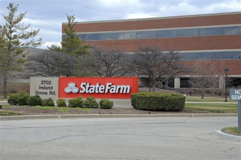 State Farms Ceo Total Pay Lower Than Rust Insurance Peers Wglt