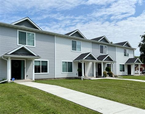 Premier Real Estate Services | Creston Townhomes